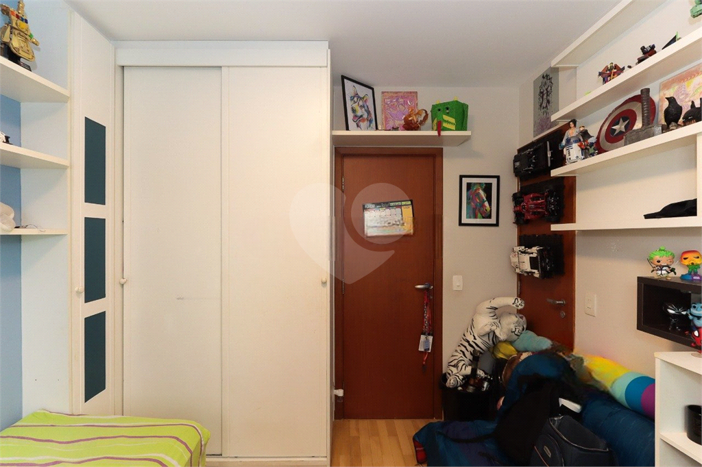 Apartamento em Pompéia  4 dormitórios, sendo 2 suítes espaçosas, 3 suites