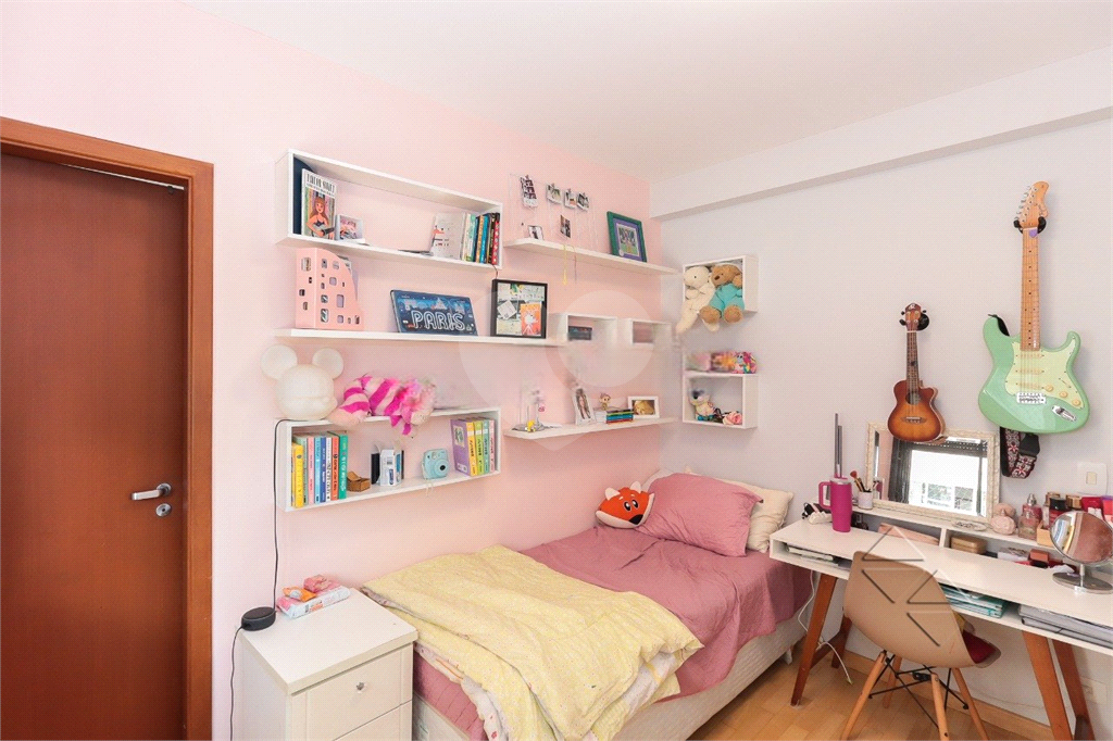 Apartamento em Pompéia  4 dormitórios, sendo 2 suítes espaçosas, 3 suites