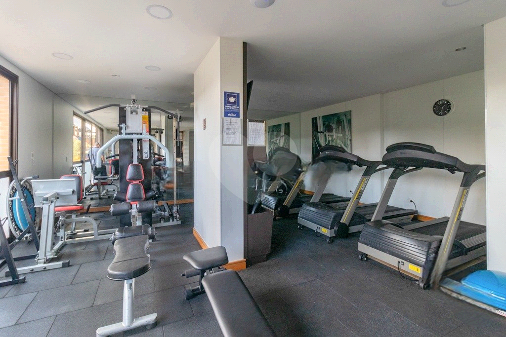 Apartamento em Pompéia  4 dormitórios, sendo 2 suítes espaçosas, 3 suites