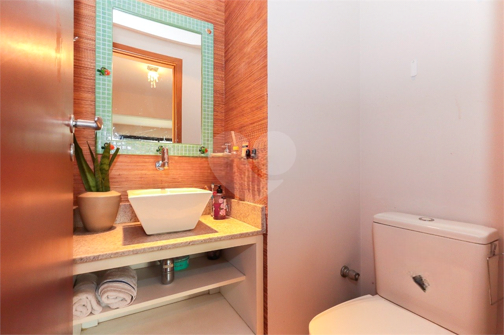 Apartamento em Pompéia  4 dormitórios, sendo 2 suítes espaçosas, 3 suites