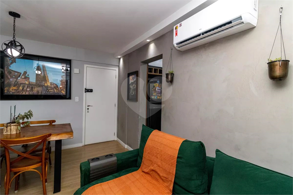 APARTAMENTO em TUCURUVI