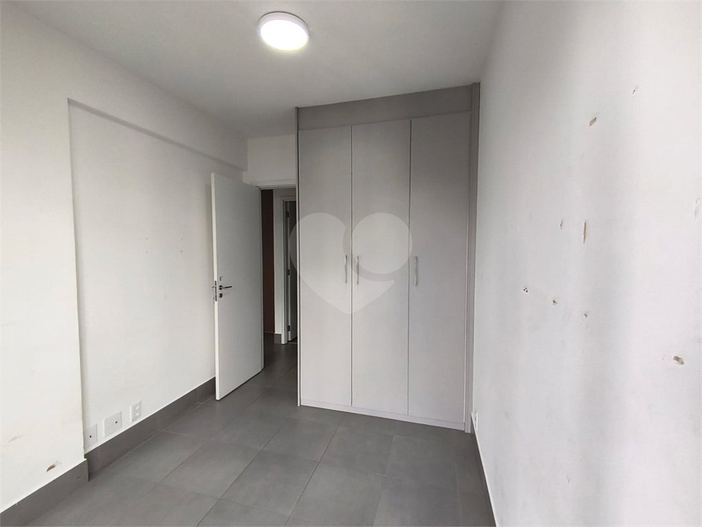 APARTAMENTO em VILA MADALENA