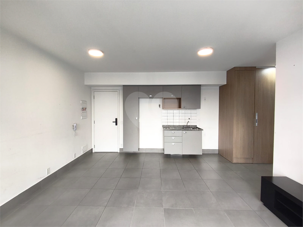 APARTAMENTO em VILA MADALENA