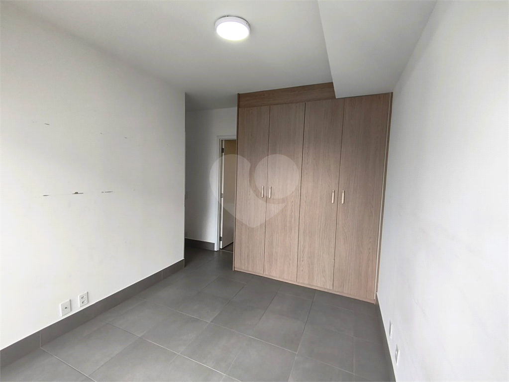 APARTAMENTO em VILA MADALENA