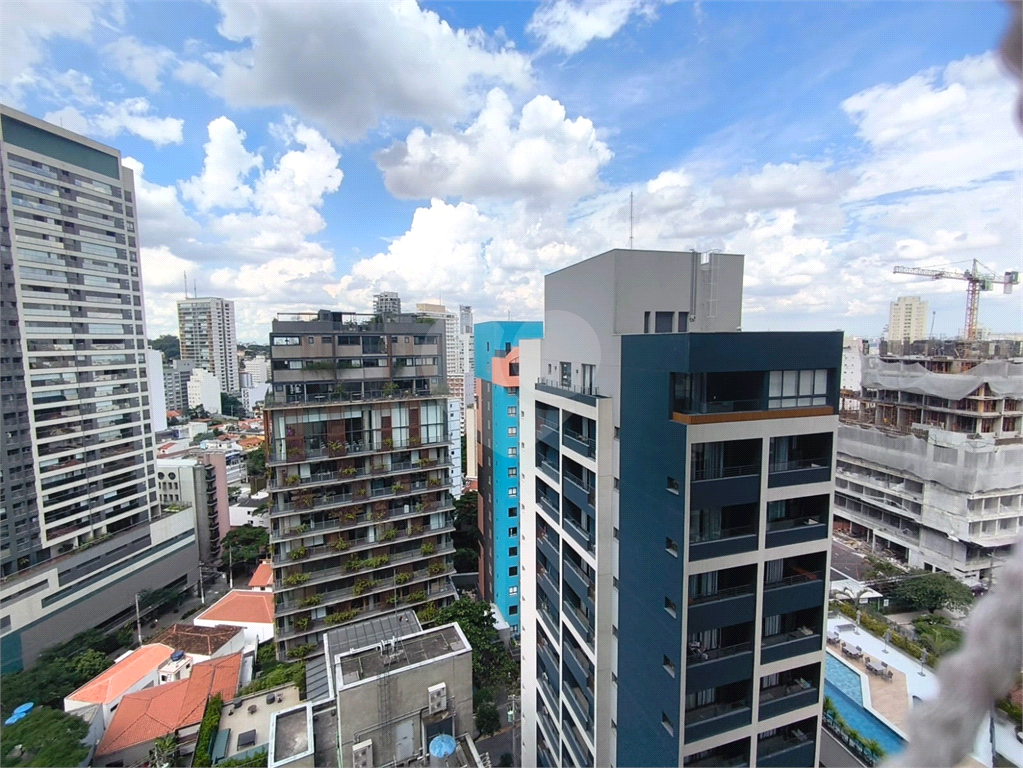 APARTAMENTO em VILA MADALENA