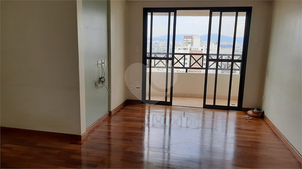APARTAMENTO em VILA ROMANA