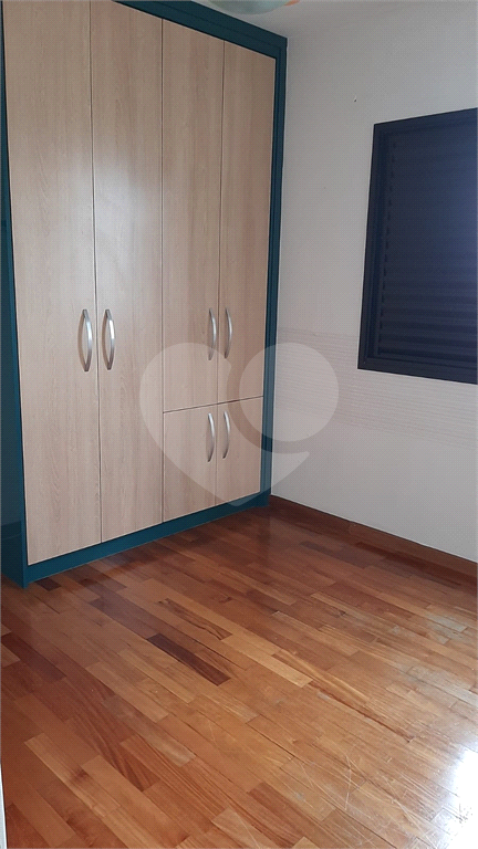 APARTAMENTO em VILA ROMANA
