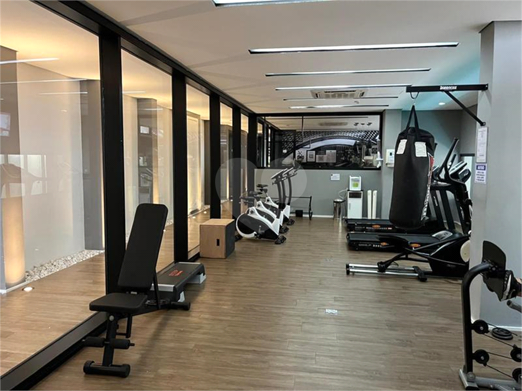 APARTAMENTO em CAMPO BELO