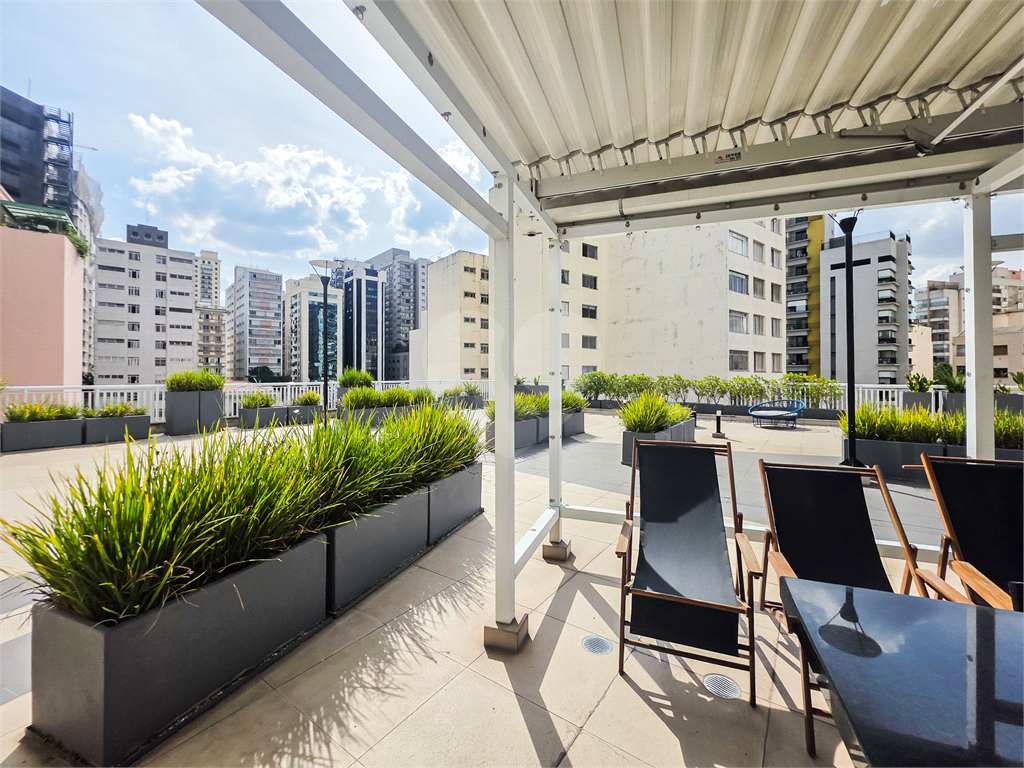 Apartamento Garden - Santa Cecília / Higienópolis - 1 Quartos - Venda / Compra - Quintal