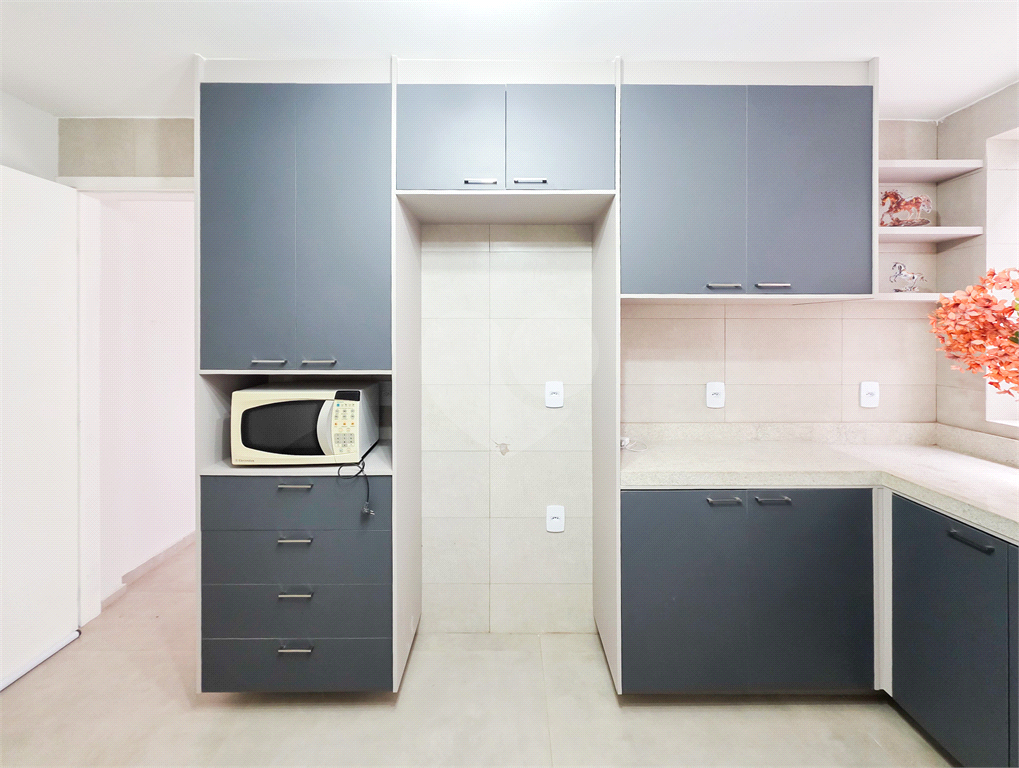 Casa Comercial - Brooklin - 3 Quartos / Dormitórios - 2 Vagas - Venda / Compra - 200 m²