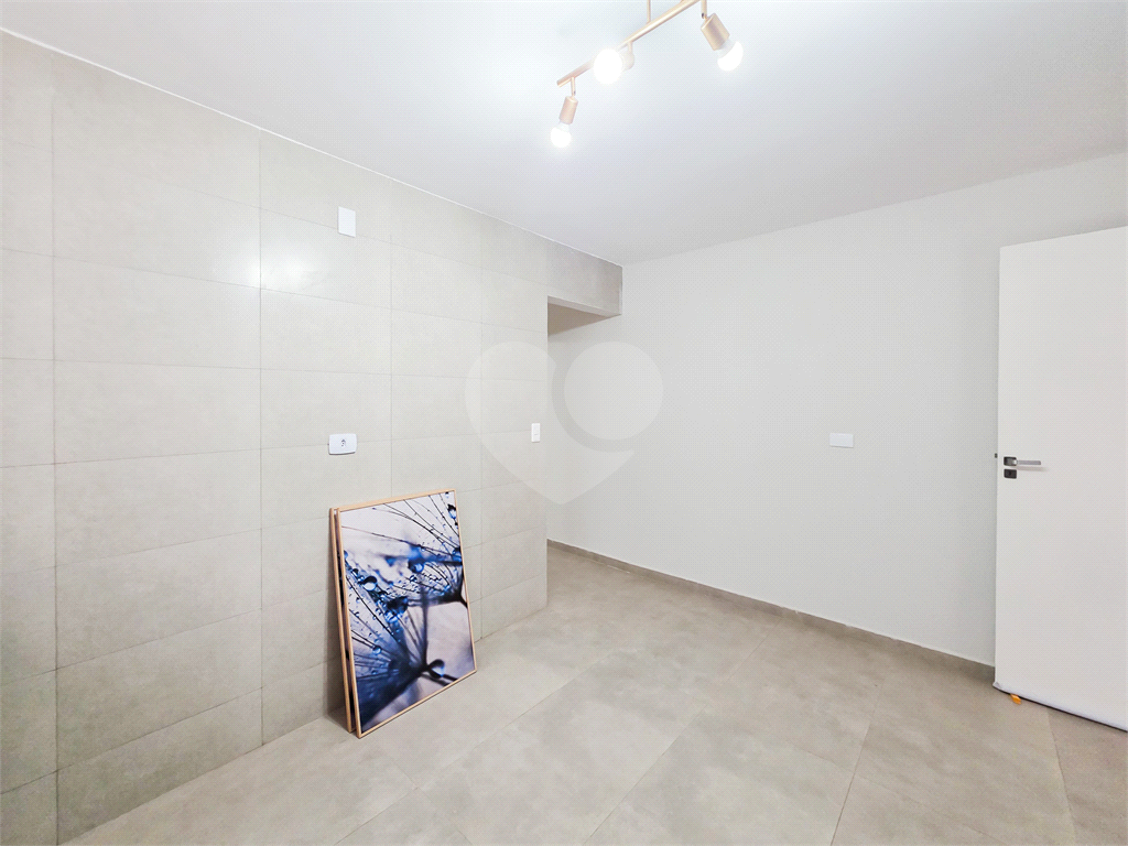 Casa Comercial - Brooklin - 3 Quartos / Dormitórios - 2 Vagas - Venda / Compra - 200 m²