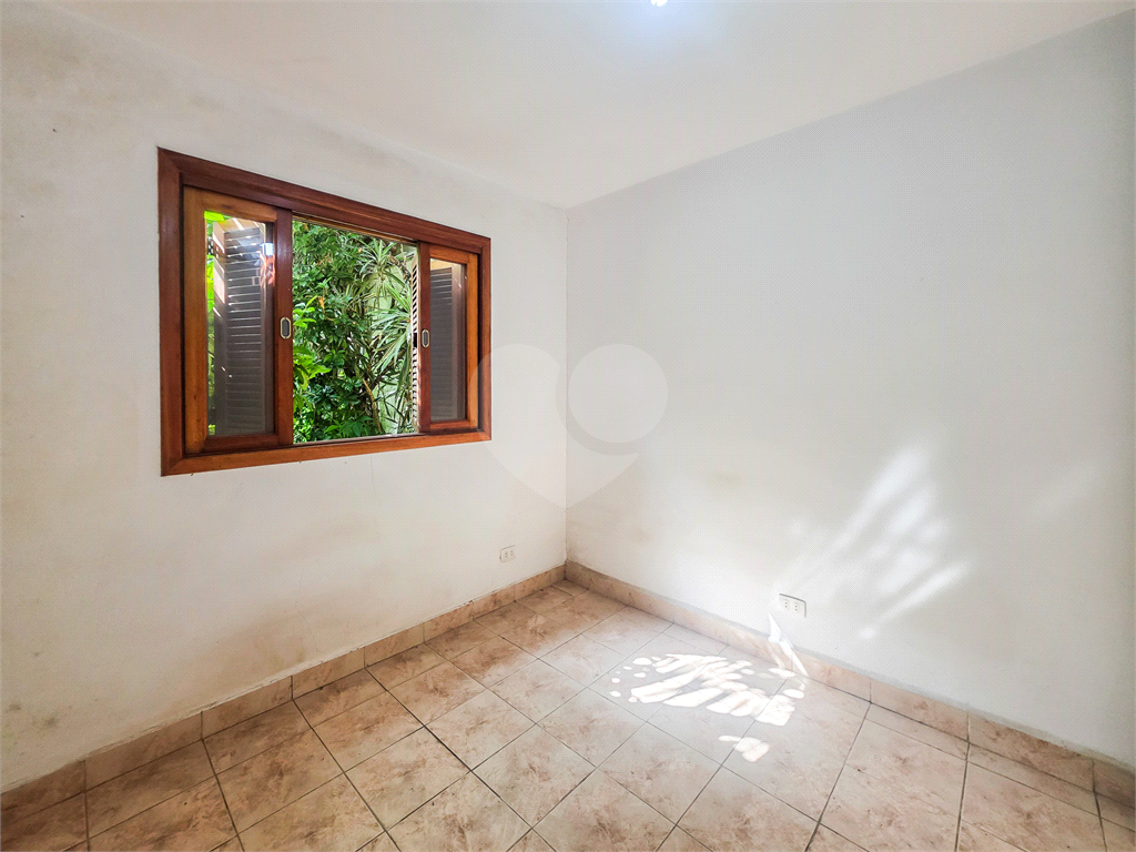 Casa de Vila - Vila Nova Conceição - 3 Quartos / Edícula - 3 Vagas - Locação / Aluguel