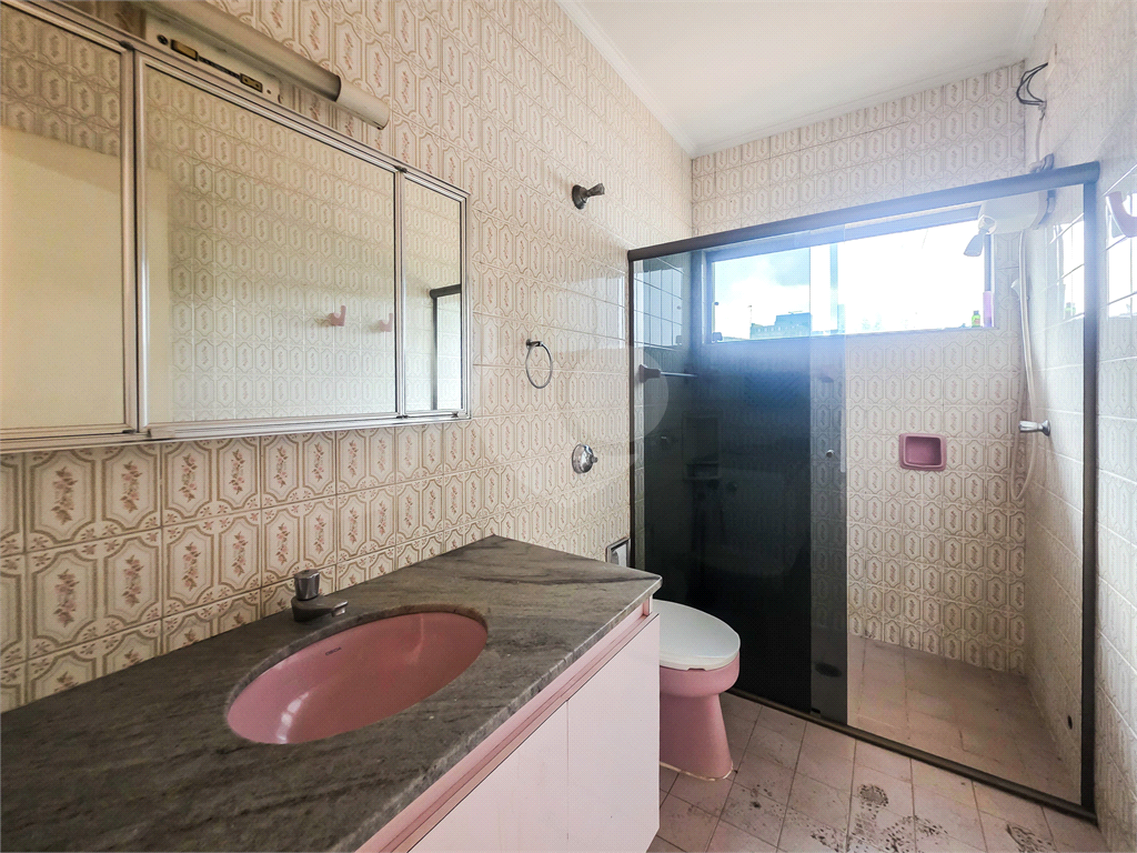 Casa de Vila - Vila Nova Conceição - 3 Quartos / Edícula - 3 Vagas - Locação / Aluguel