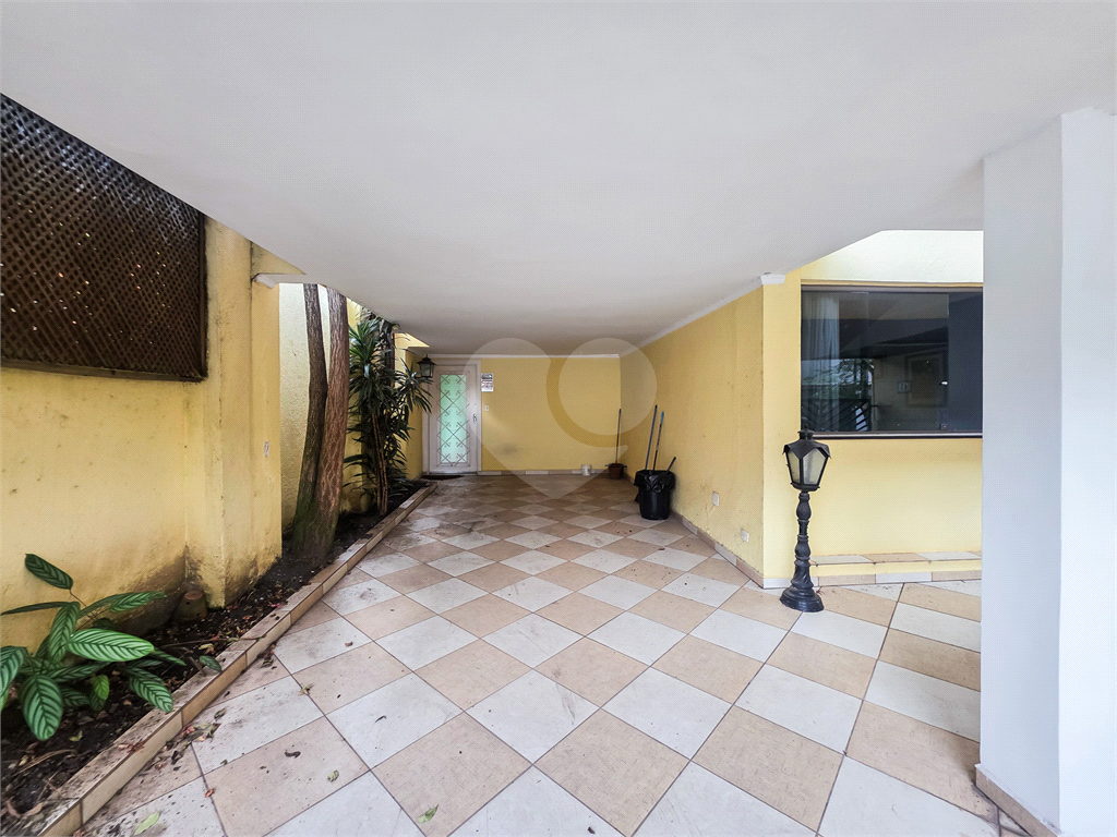 Casa de Vila - Vila Nova Conceição - 3 Quartos / Edícula - 3 Vagas - Locação / Aluguel