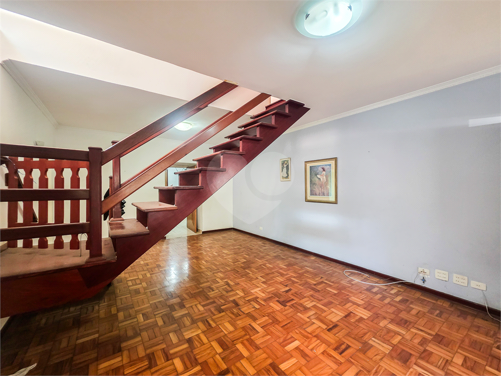 Casa de Vila - Vila Nova Conceição - 3 Quartos / Edícula - 3 Vagas - Locação / Aluguel