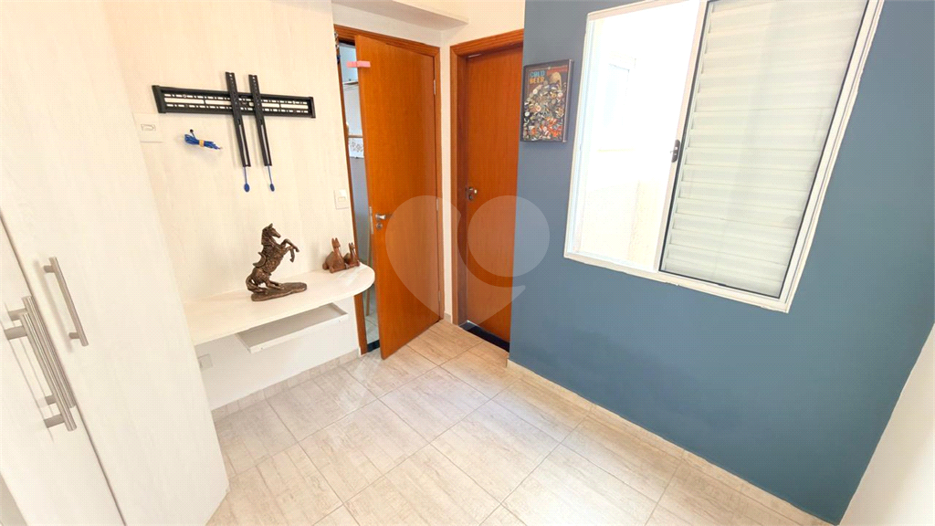 Sobrado em Condominio Fechado - Rua Copacabana - 2 suites - 2 vagas - Espaço gourmet no pavimento superior