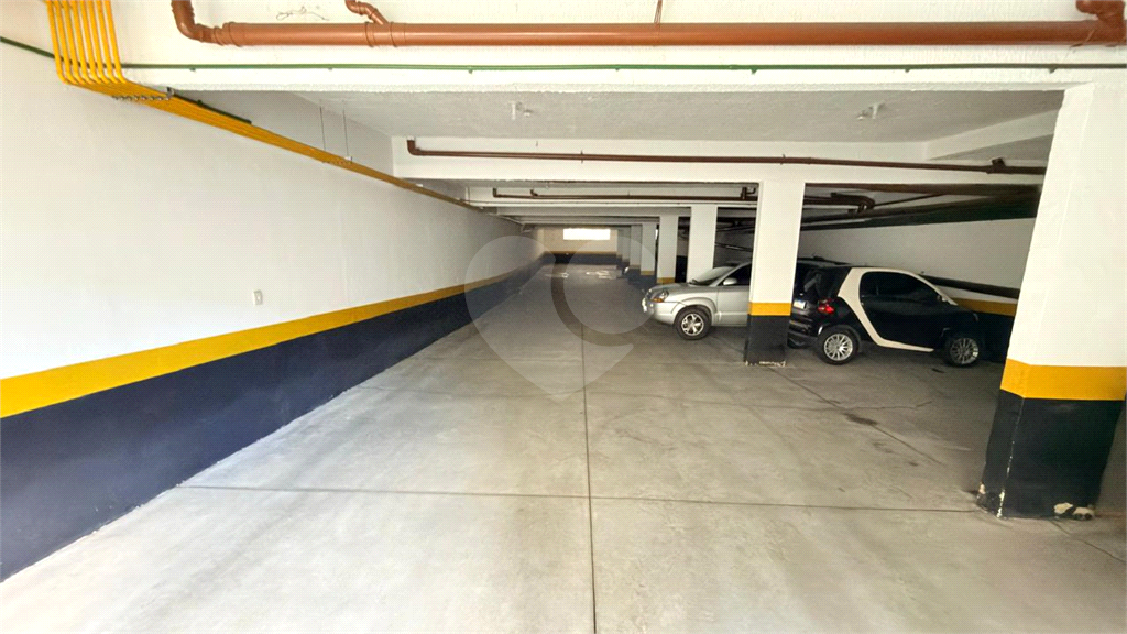 Sobrado em Condominio Fechado - Rua Copacabana - 2 suites - 2 vagas - Espaço gourmet no pavimento superior