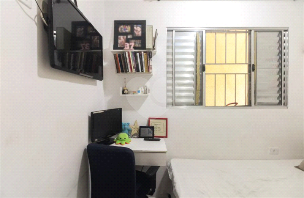 Casa - Penha - 2 Quartos / Dormitórios - 1 Vaga - Venda / Compra