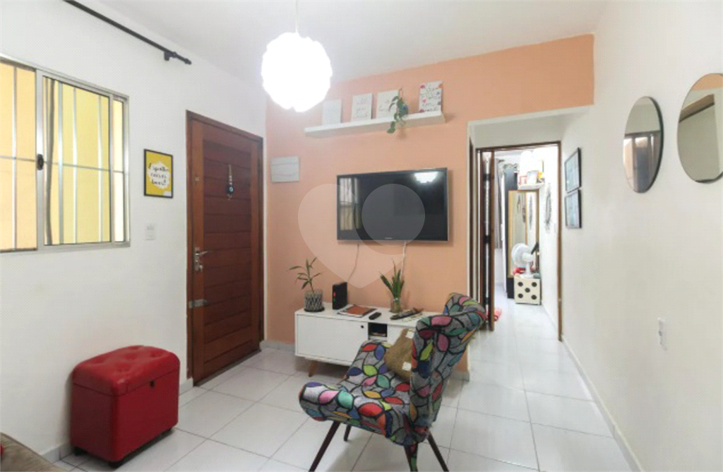 Casa - Penha - 2 Quartos / Dormitórios - 1 Vaga - Venda / Compra