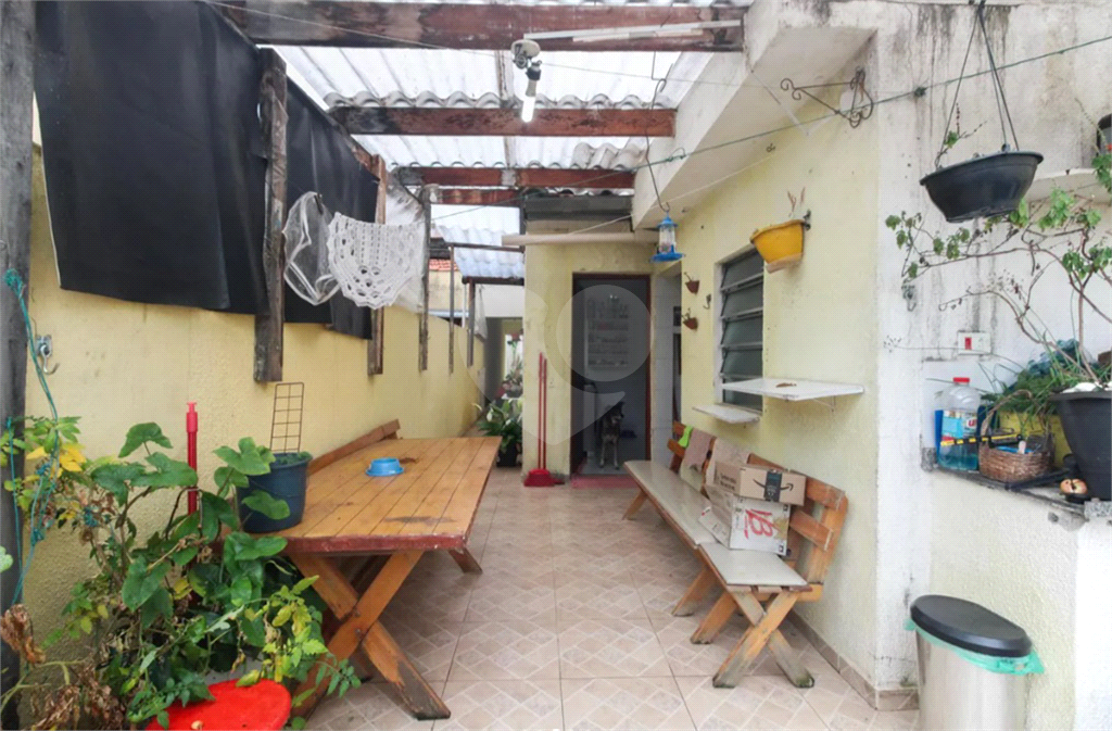 Casa - Penha - 2 Quartos / Dormitórios - 1 Vaga - Venda / Compra