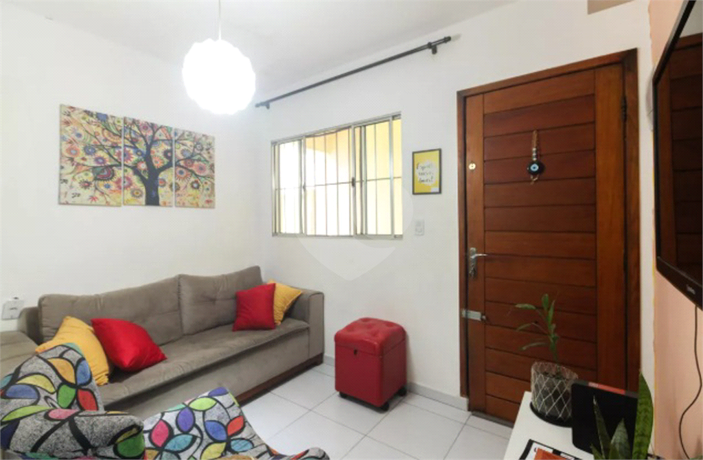 Casa - Penha - 2 Quartos / Dormitórios - 1 Vaga - Venda / Compra