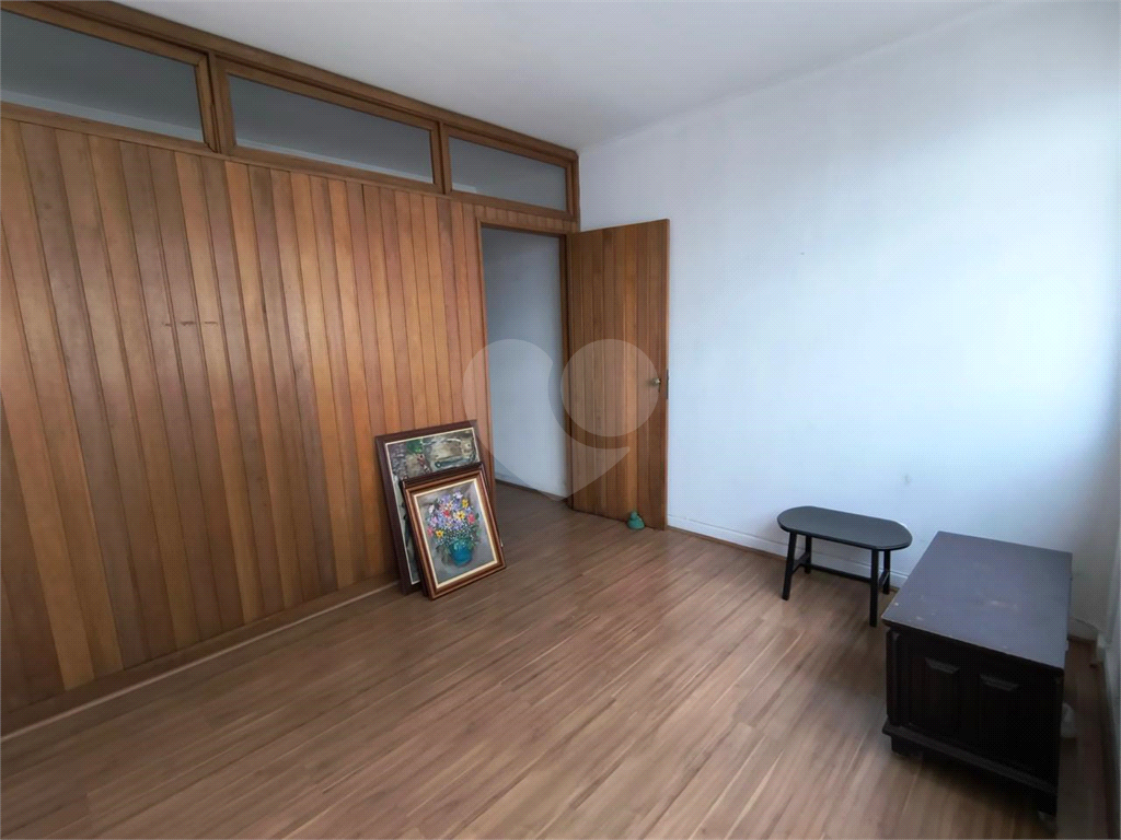 APARTAMENTO em SANTA CECÍLIA