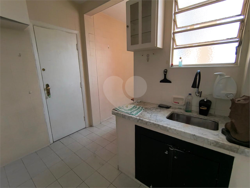 APARTAMENTO em SANTA CECÍLIA