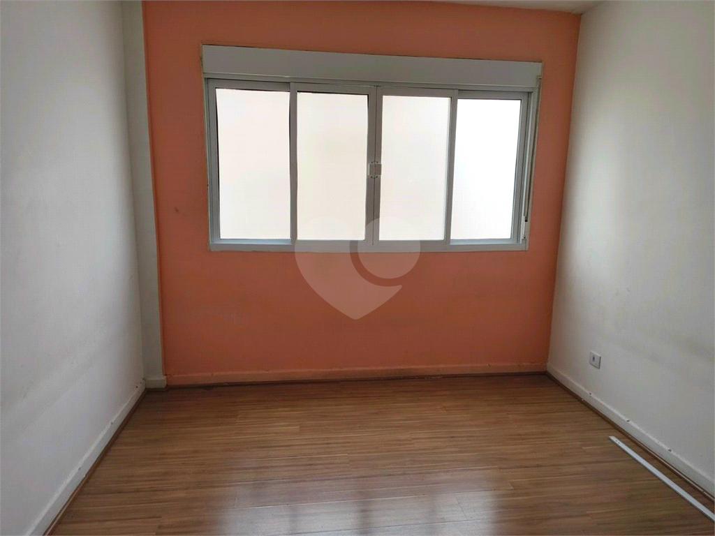 APARTAMENTO em SANTA CECÍLIA