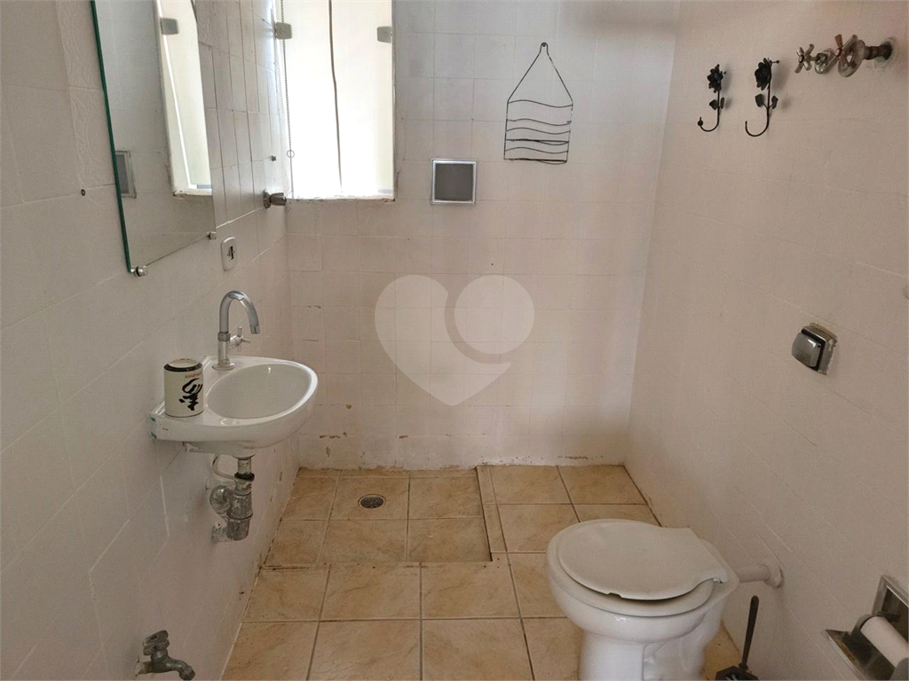 APARTAMENTO em SANTA CECÍLIA