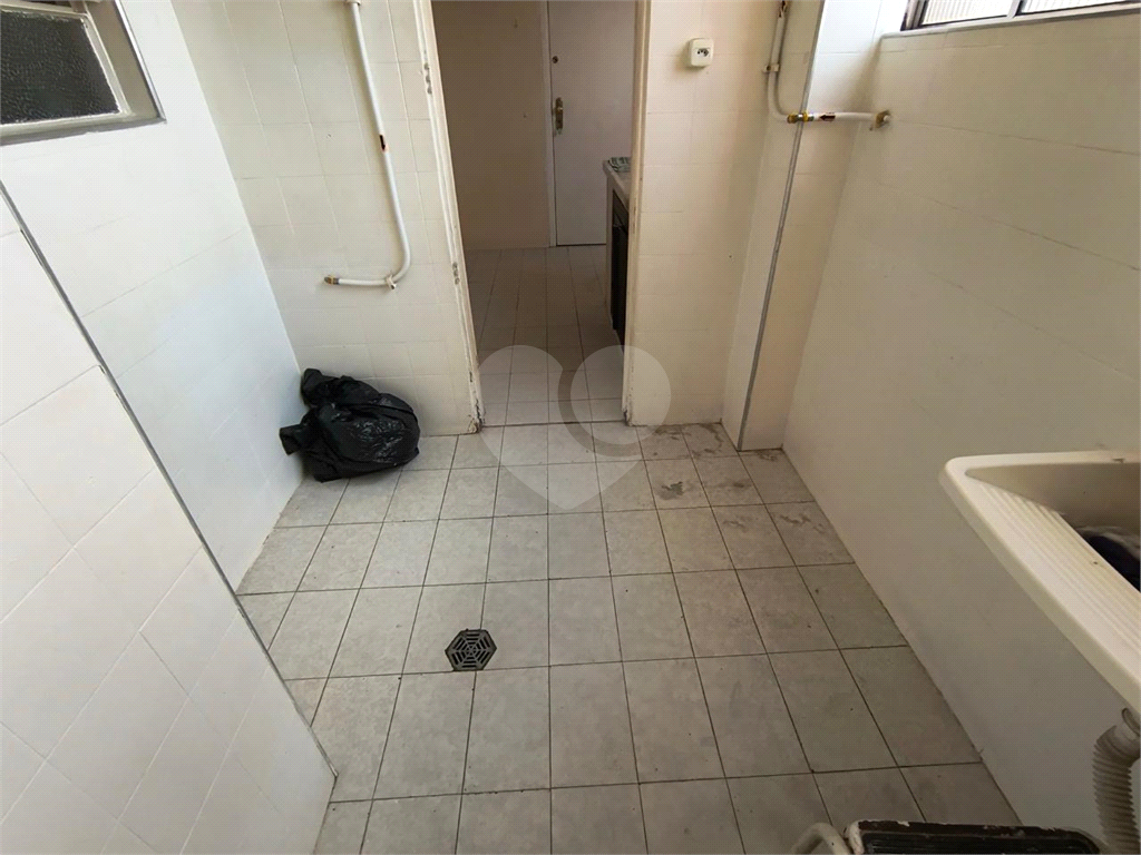 APARTAMENTO em SANTA CECÍLIA