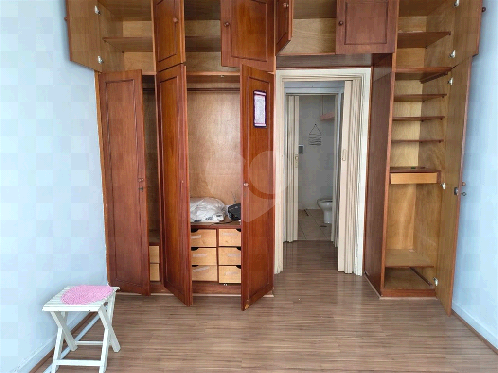 APARTAMENTO em SANTA CECÍLIA