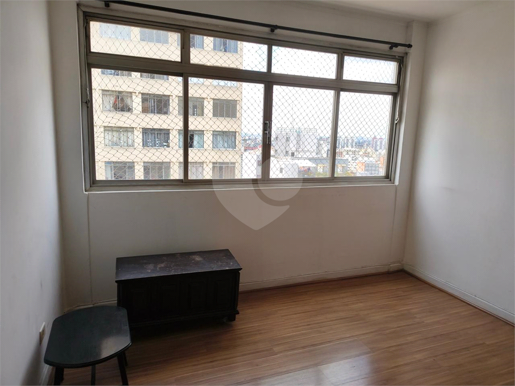 APARTAMENTO em SANTA CECÍLIA