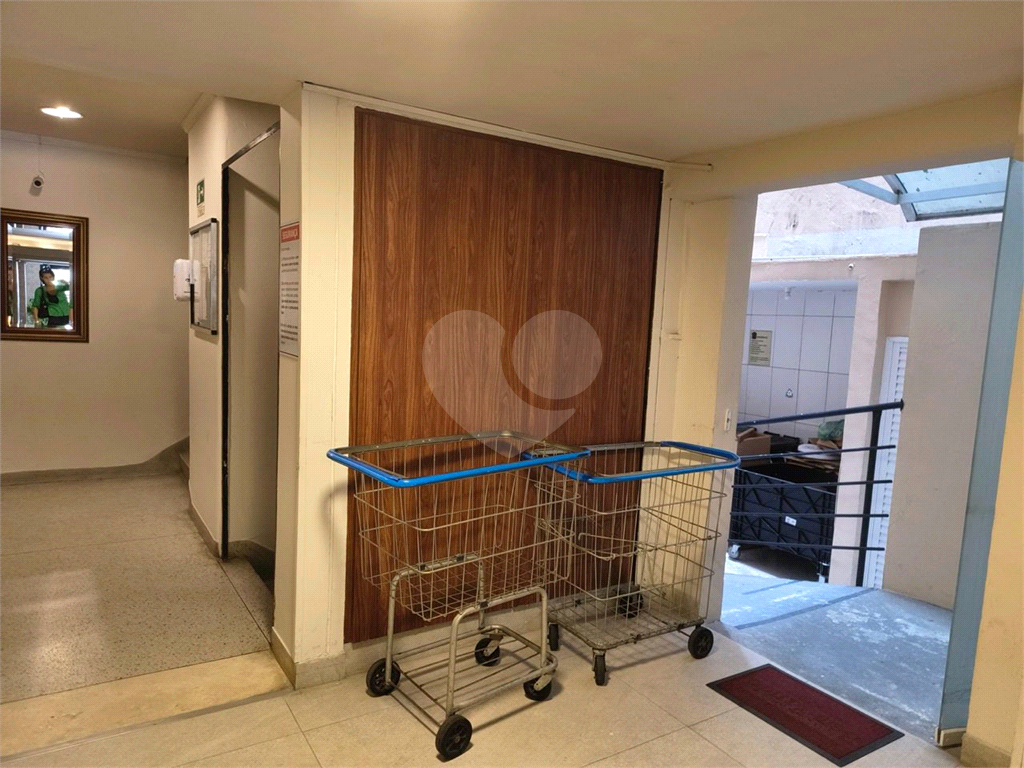 APARTAMENTO em SANTA CECÍLIA