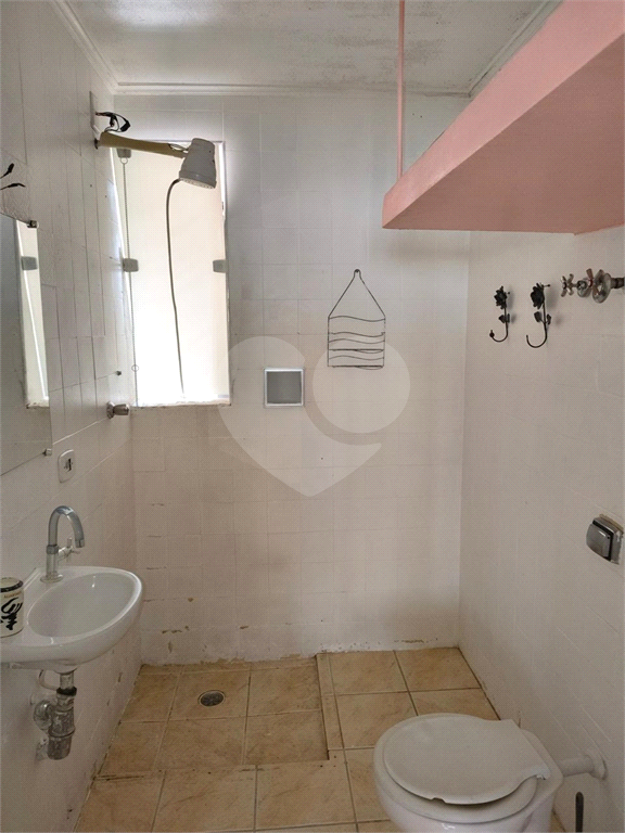 APARTAMENTO em SANTA CECÍLIA