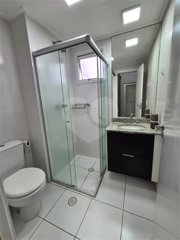 Apartamento no Bosque Maia ,três dormitórios ,  duas vagas , lazer completo!