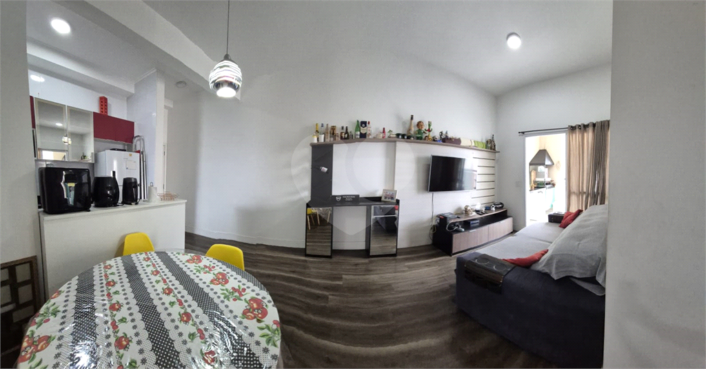 Apartamento no Bosque Maia ,três dormitórios ,  duas vagas , lazer completo!