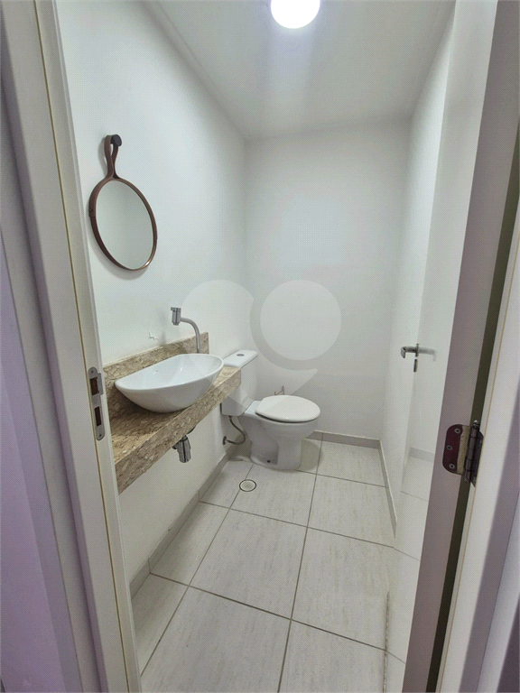 Apartamento no Bosque Maia ,três dormitórios ,  duas vagas , lazer completo!