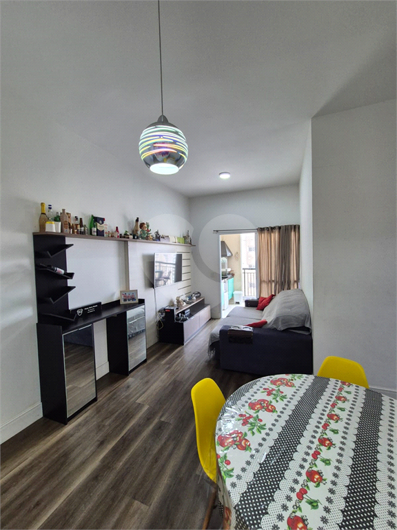 Apartamento no Bosque Maia ,três dormitórios ,  duas vagas , lazer completo!