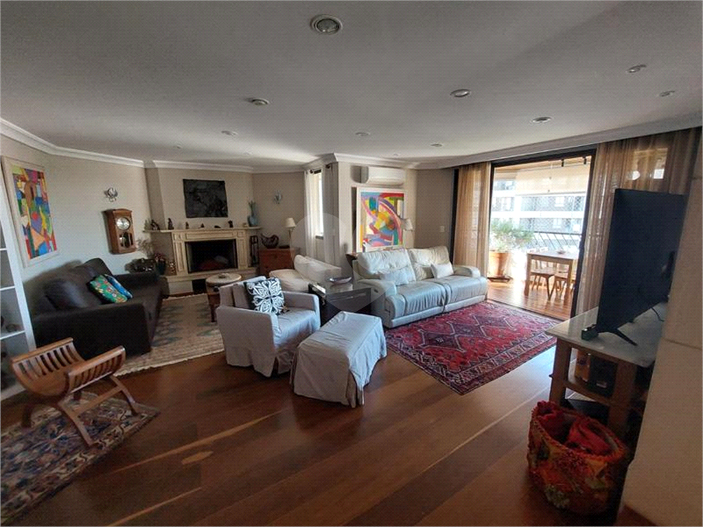 APTO 4 QUARTOS 3 SUITE + 3 VAGAS