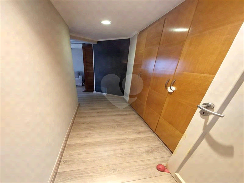 APTO 4 QUARTOS 3 SUITE + 3 VAGAS