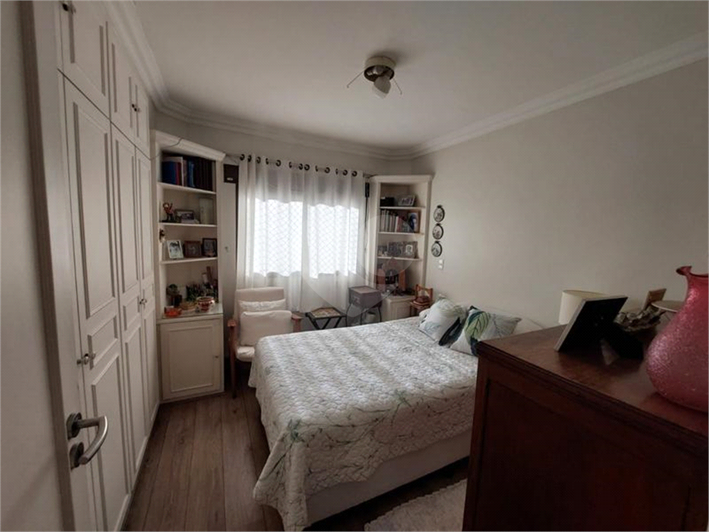 APTO 4 QUARTOS 3 SUITE + 3 VAGAS