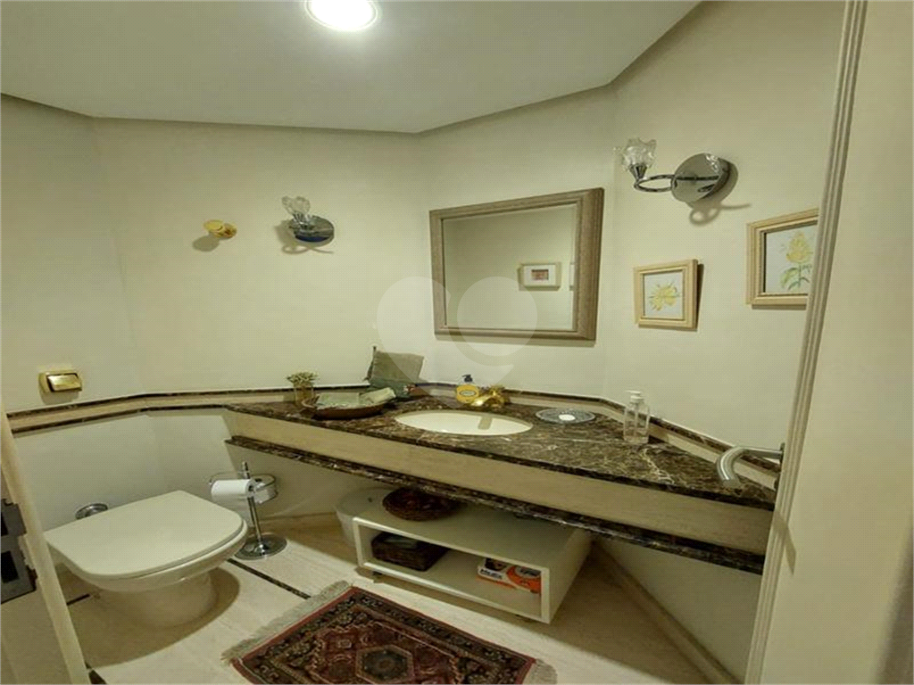 APTO 4 QUARTOS 3 SUITE + 3 VAGAS