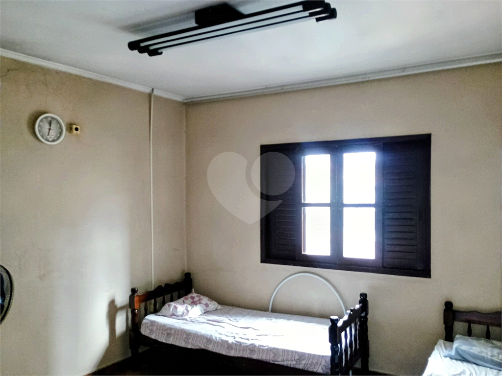 Casa Comercial