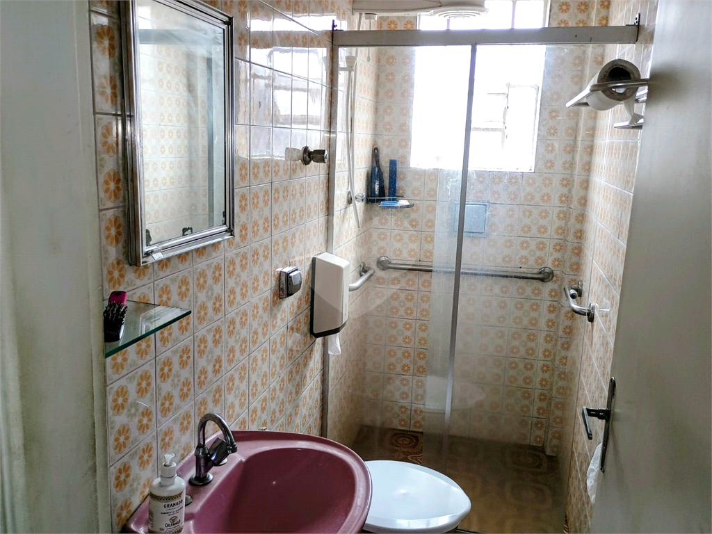 Casa Comercial