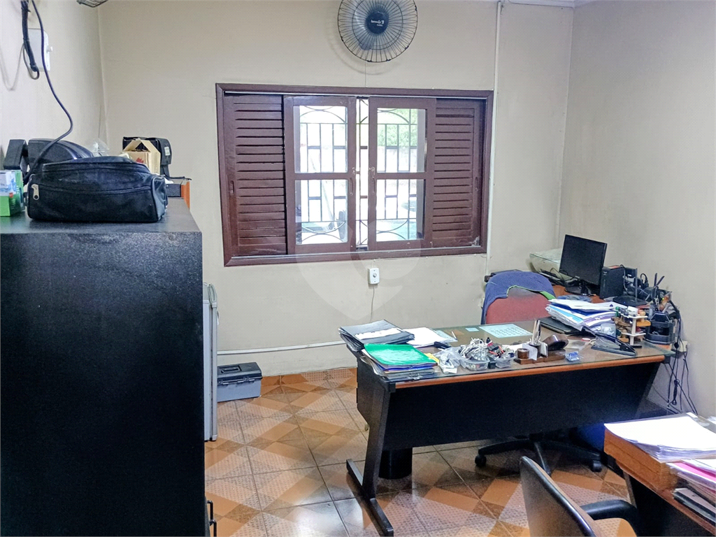 Casa Comercial