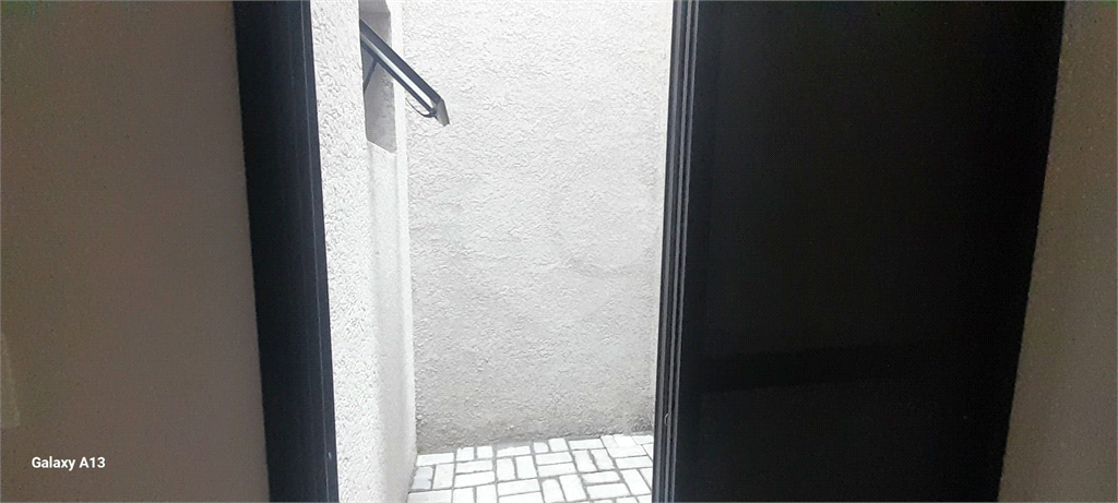 Apartamento de 26m² na Rua Fidélis Papini, - Vila Prudente
- 1 quartos  -  Cozinha    - Banheiro