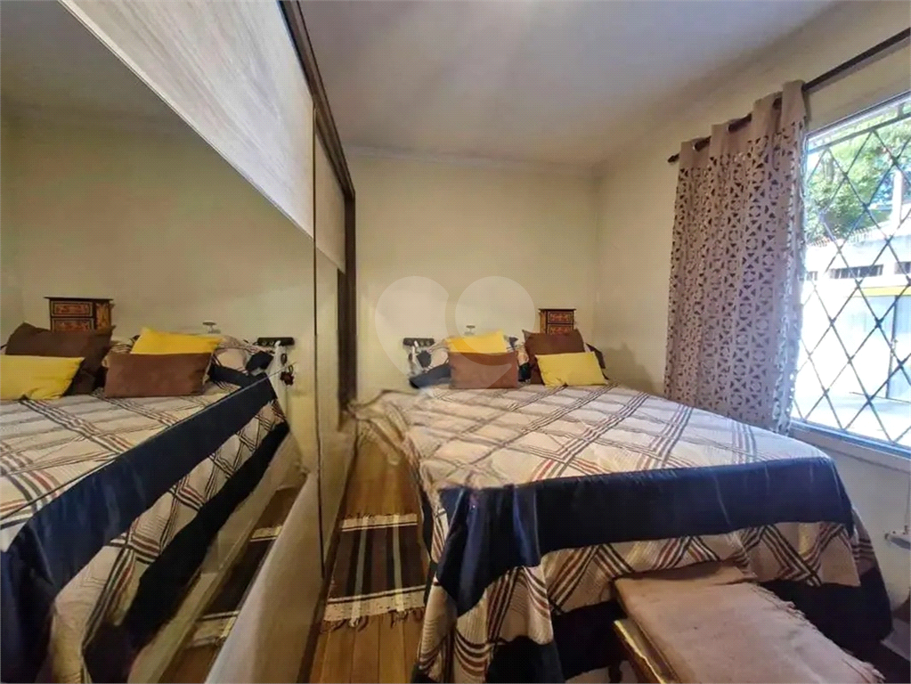 Apartamento com 3 dormitórios 
