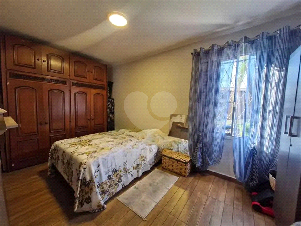 Apartamento com 3 dormitórios 