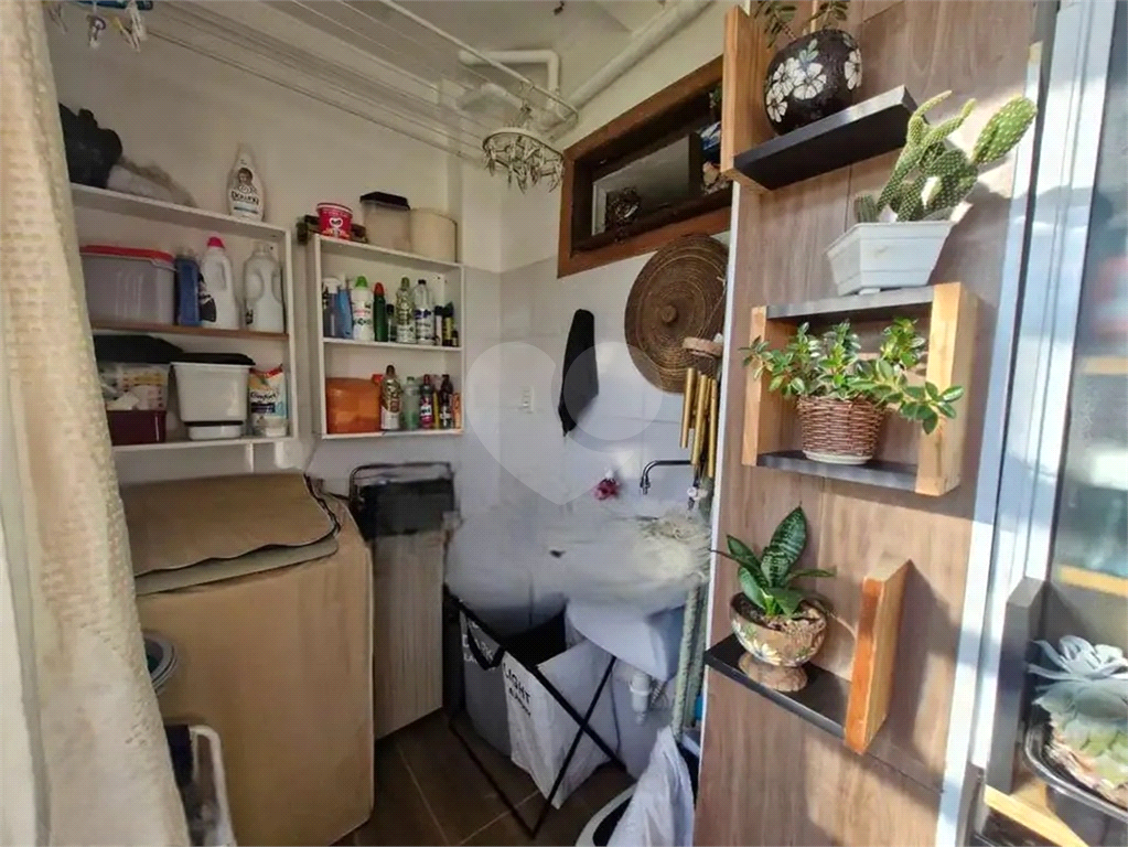 Apartamento com 3 dormitórios 