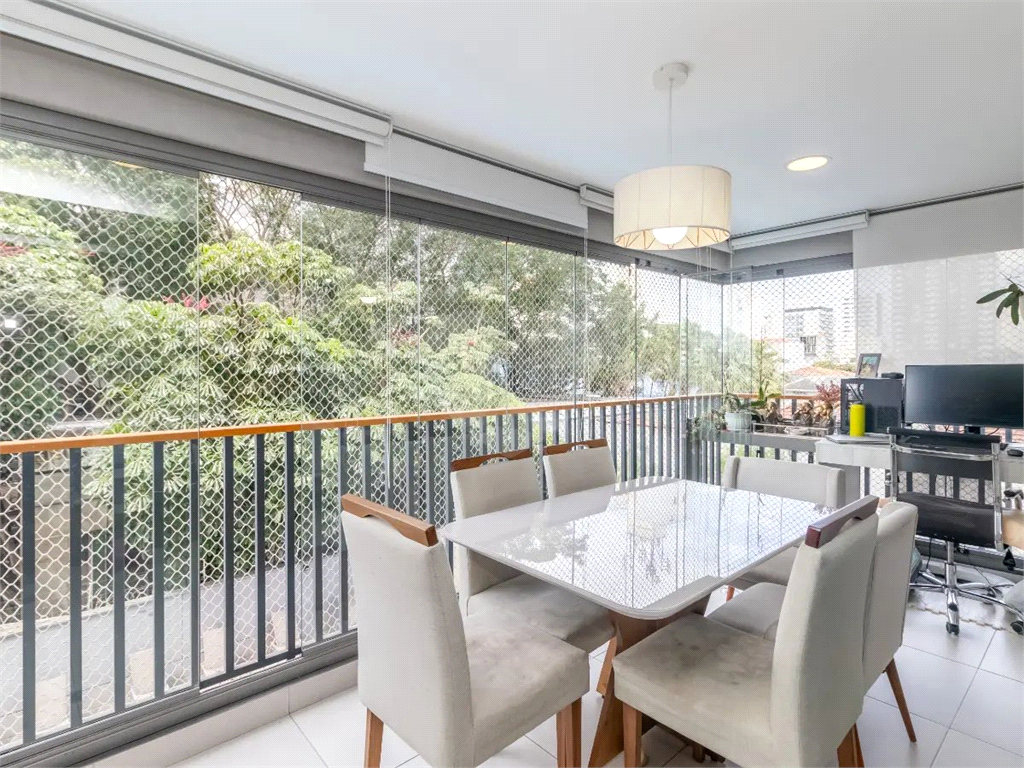 Apartamento na Saúde com 2 quartos, sendo 1 suíte , 68m²